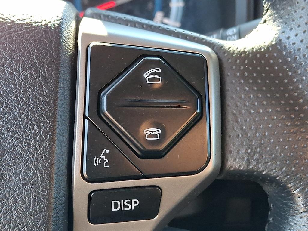 Thumbnail: 2019 Toyota 4Runner - 21
