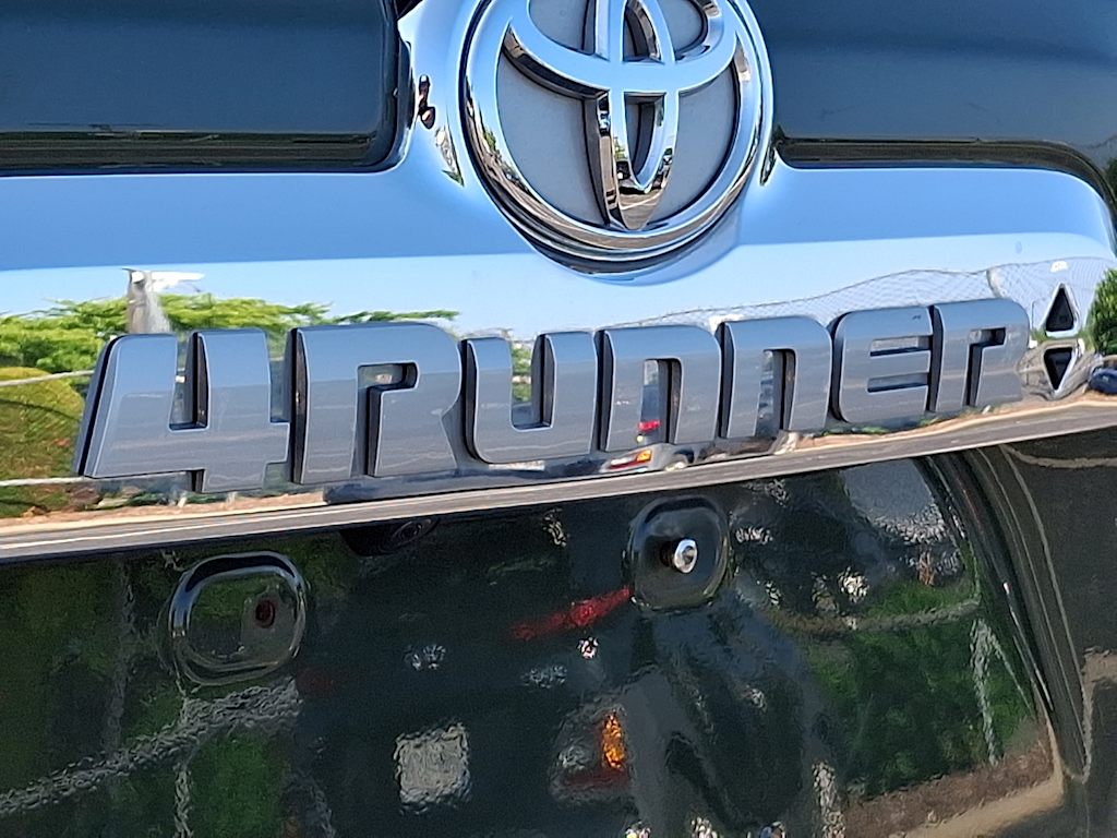 Thumbnail: 2022 Toyota 4Runner - 29
