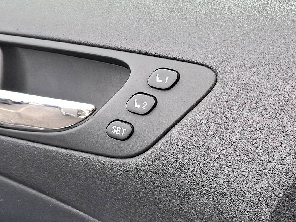 Thumbnail: 2012 Lexus ES - 28