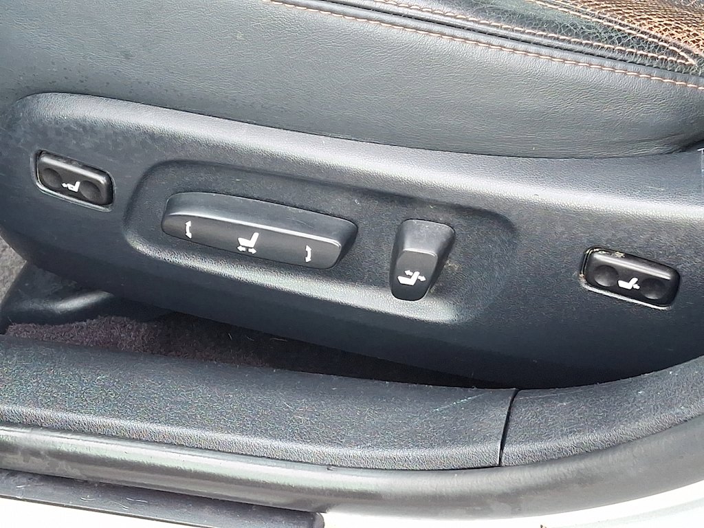 Thumbnail: 2012 Lexus ES - 18