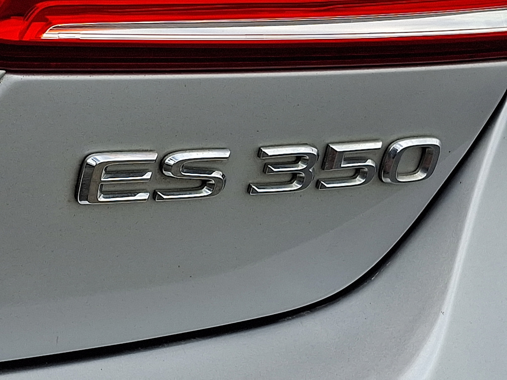 Thumbnail: 2012 Lexus ES - 29