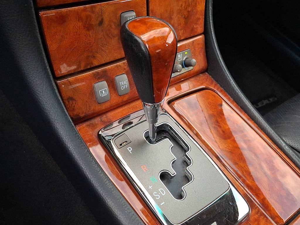 Thumbnail: 2005 Lexus LS - 9