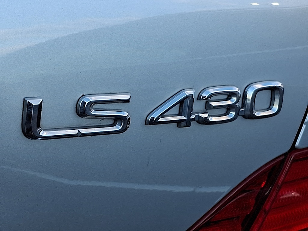 Thumbnail: 2005 Lexus LS - 27
