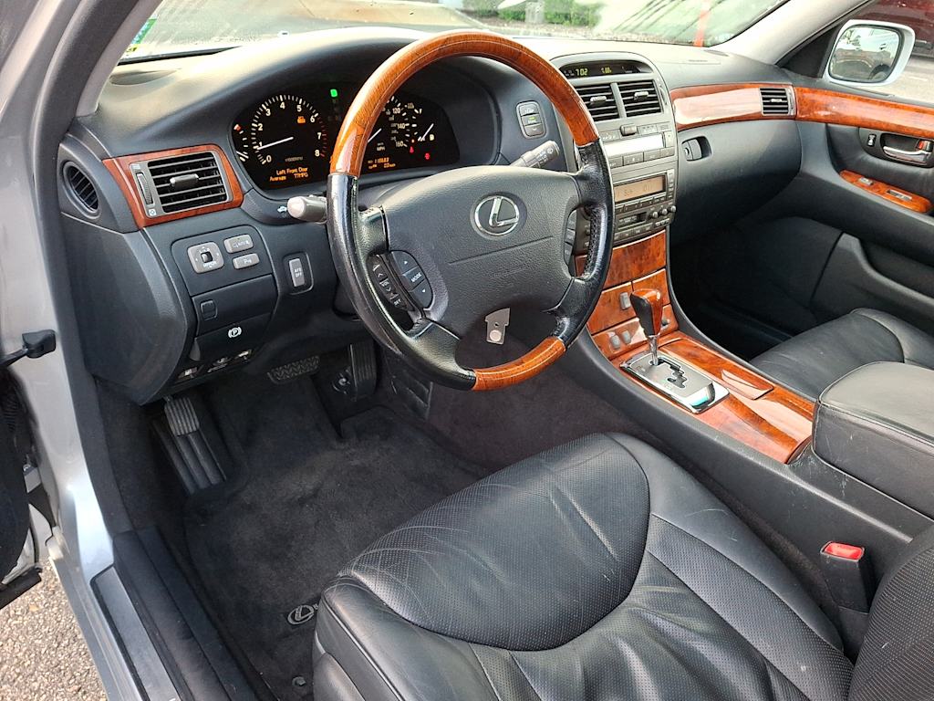 Thumbnail: 2005 Lexus LS - 2