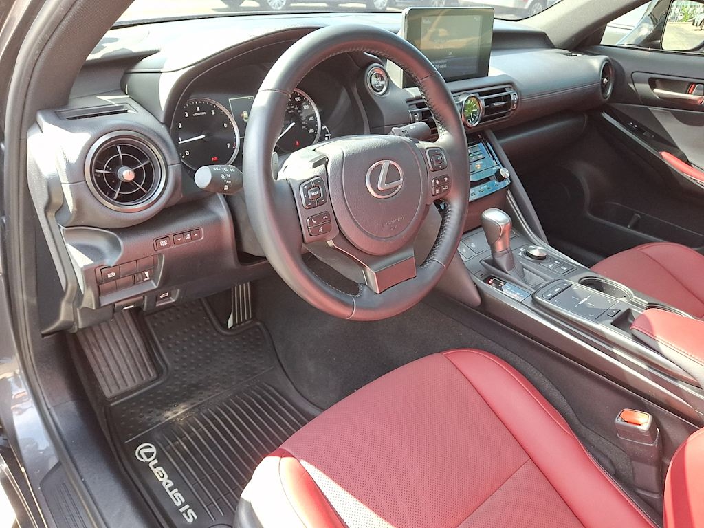 Thumbnail: 2025 Lexus ES - 2