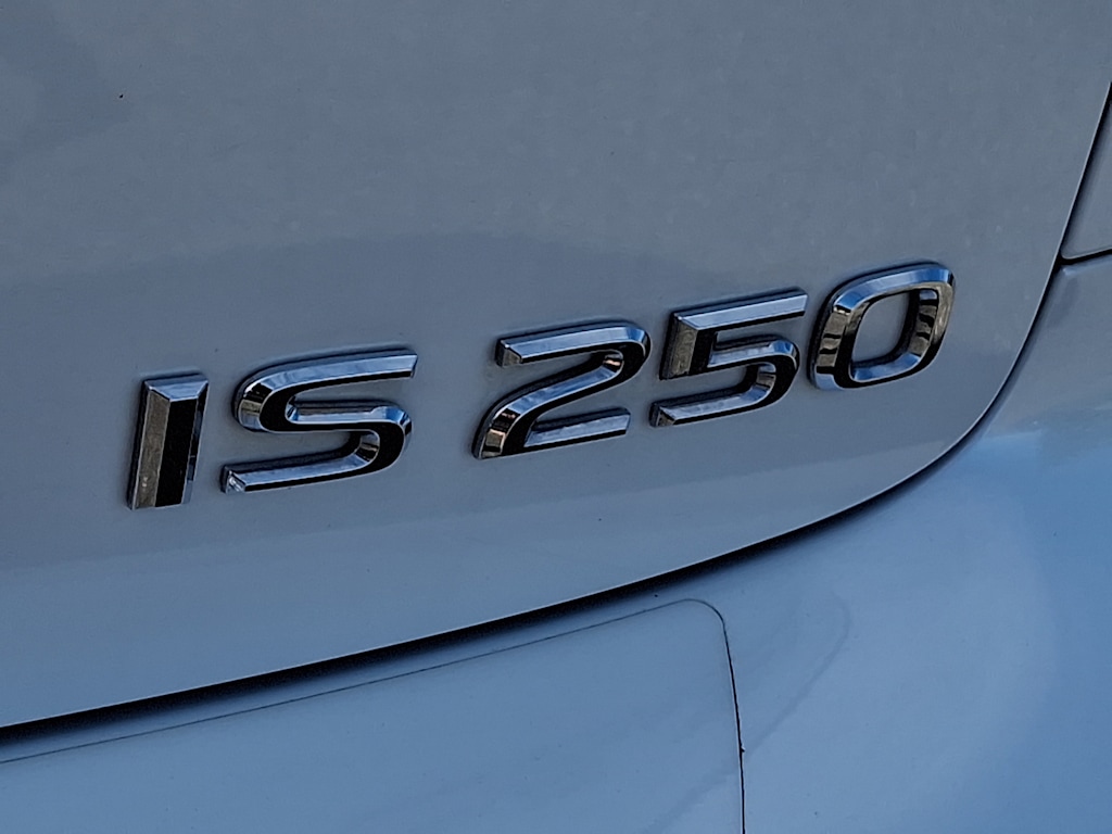Thumbnail: 2012 Lexus IS - 27