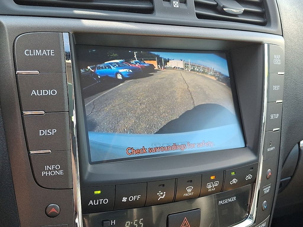 Thumbnail: 2012 Lexus IS - 21