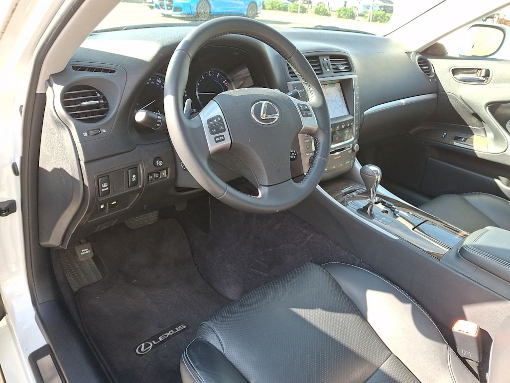 Thumbnail: 2012 Lexus IS - 2