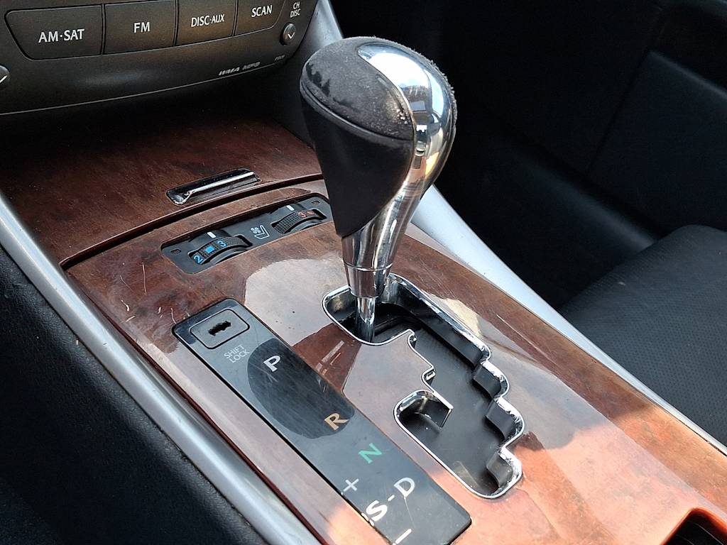 Thumbnail: 2008 Lexus IS - 10