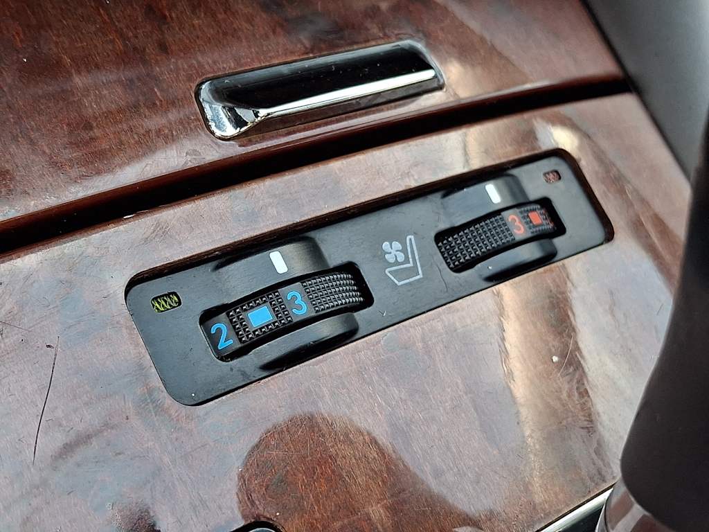 Thumbnail: 2008 Lexus IS - 25
