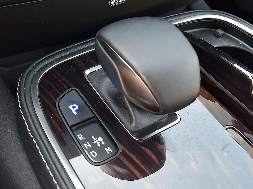 Thumbnail: 2023 Lexus LS - 9