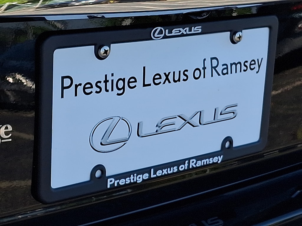 Thumbnail: 2023 Lexus LS - 30