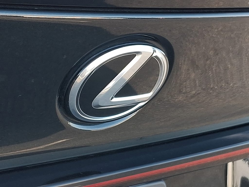 Thumbnail: 2023 Lexus IS - 28
