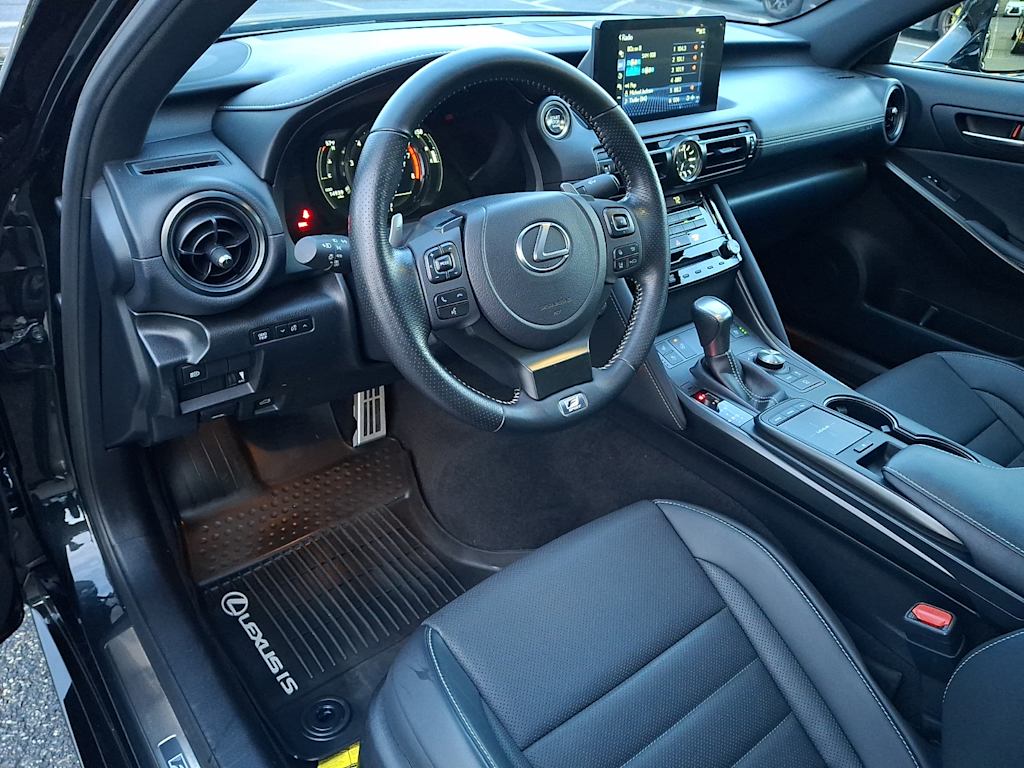 Thumbnail: 2023 Lexus IS - 2
