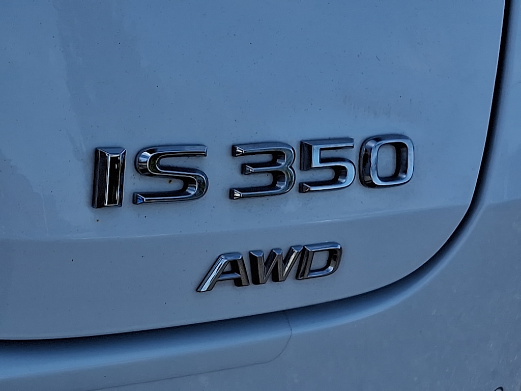 Thumbnail: 2023 Lexus IS - 28