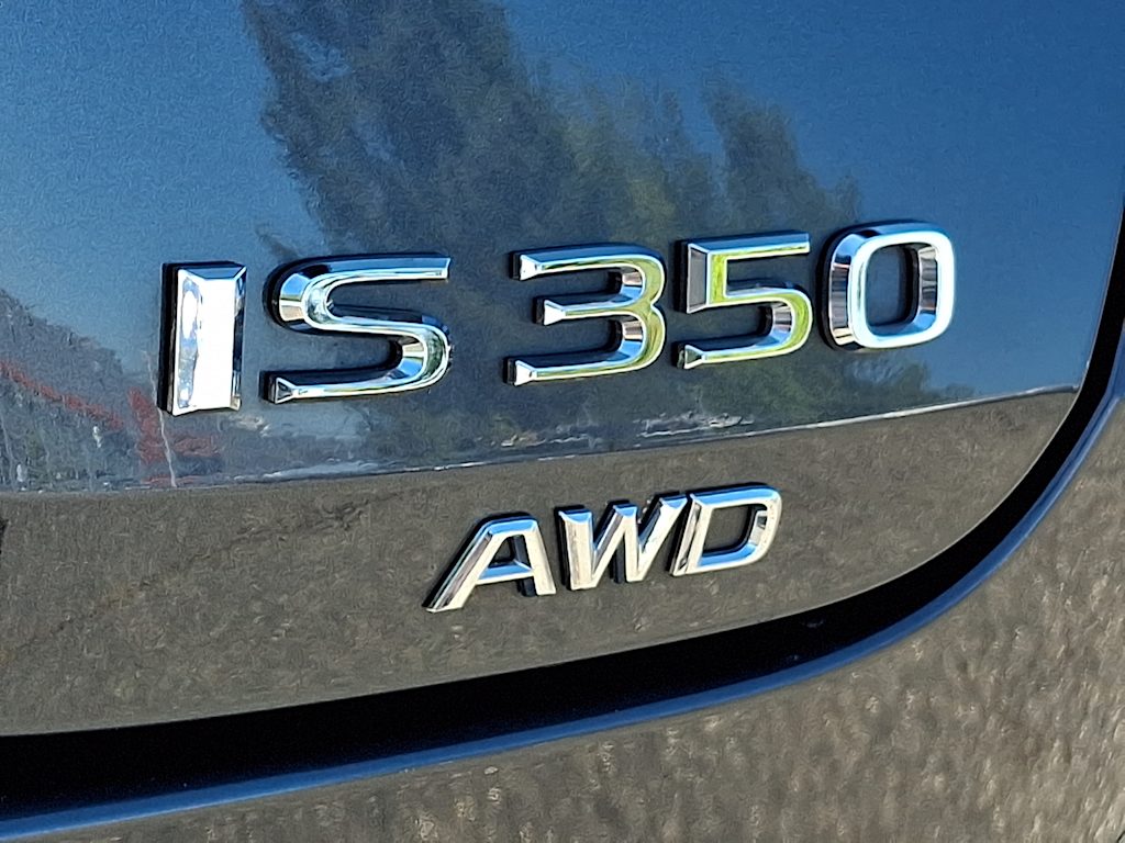 Thumbnail: 2023 Lexus IS - 28