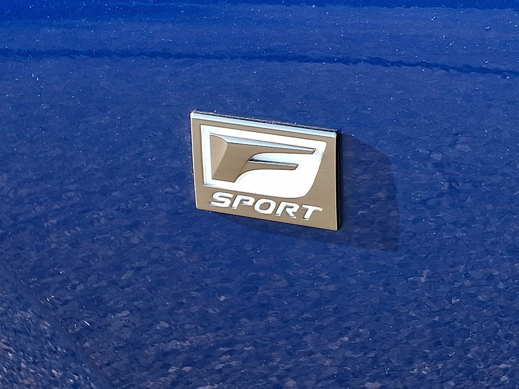 Thumbnail: 2025 Lexus ES - 30