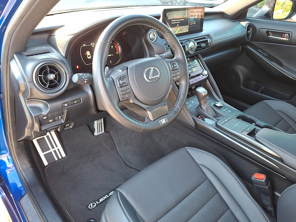Thumbnail: 2025 Lexus ES - 2