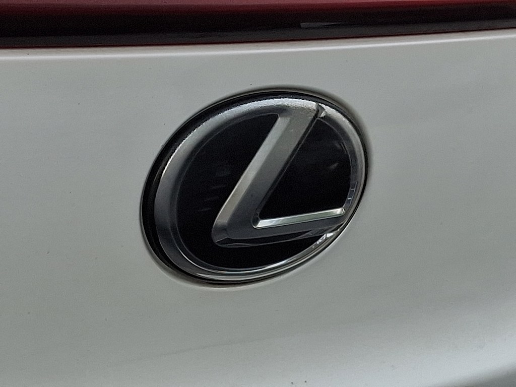 Thumbnail: 2024 Lexus UX - 30