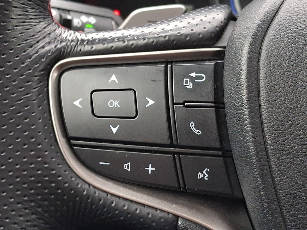 Thumbnail: 2019 Lexus UX - 20