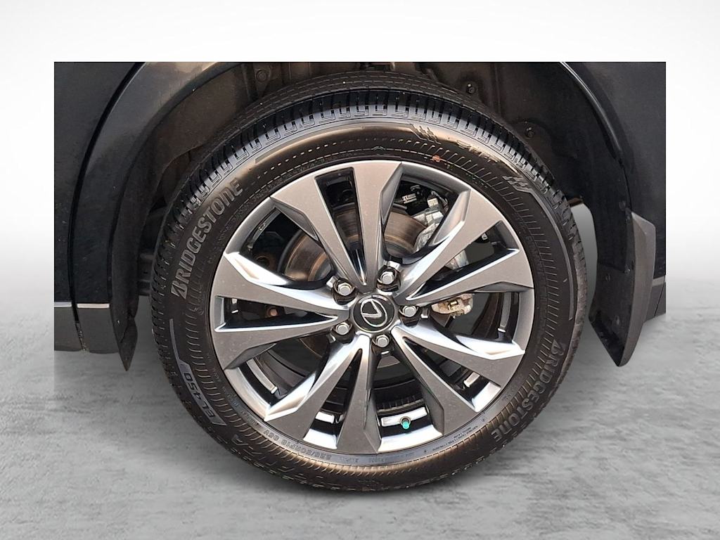 Thumbnail: 2025 Lexus UX - 6