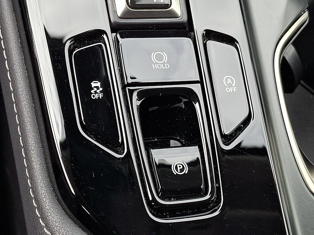Thumbnail: 2024 Lexus ES - 25