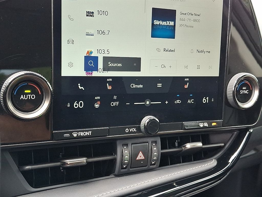 Thumbnail: 2024 Lexus ES - 8