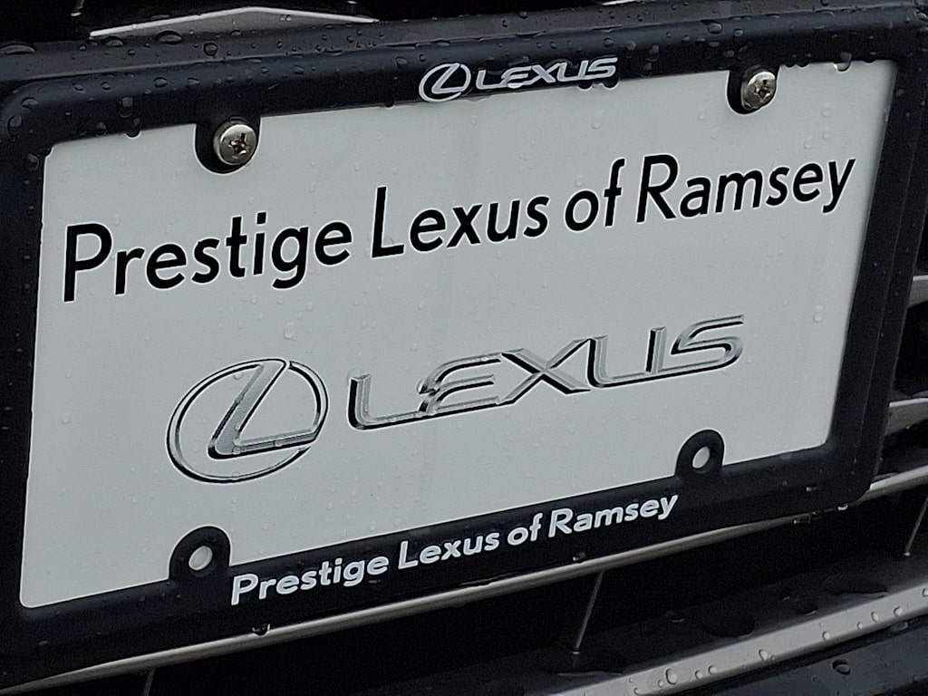 Thumbnail: 2024 Lexus ES - 30