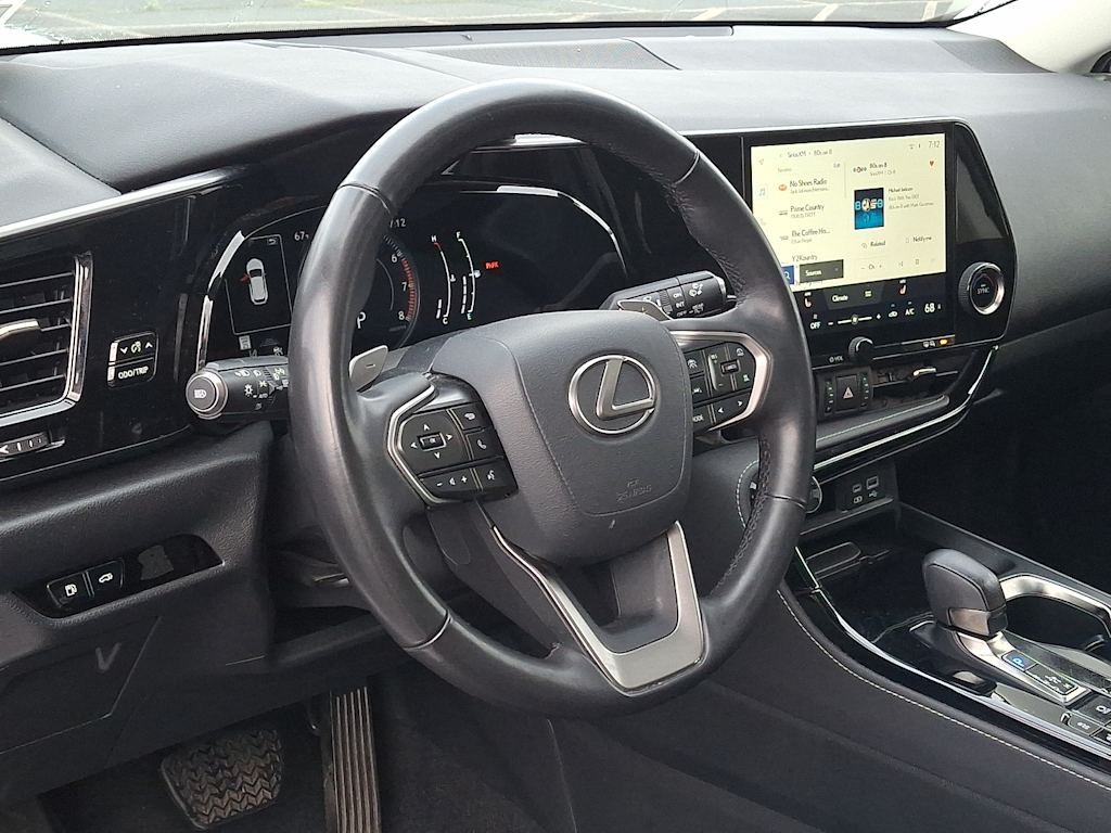 Thumbnail: 2024 Lexus ES - 2