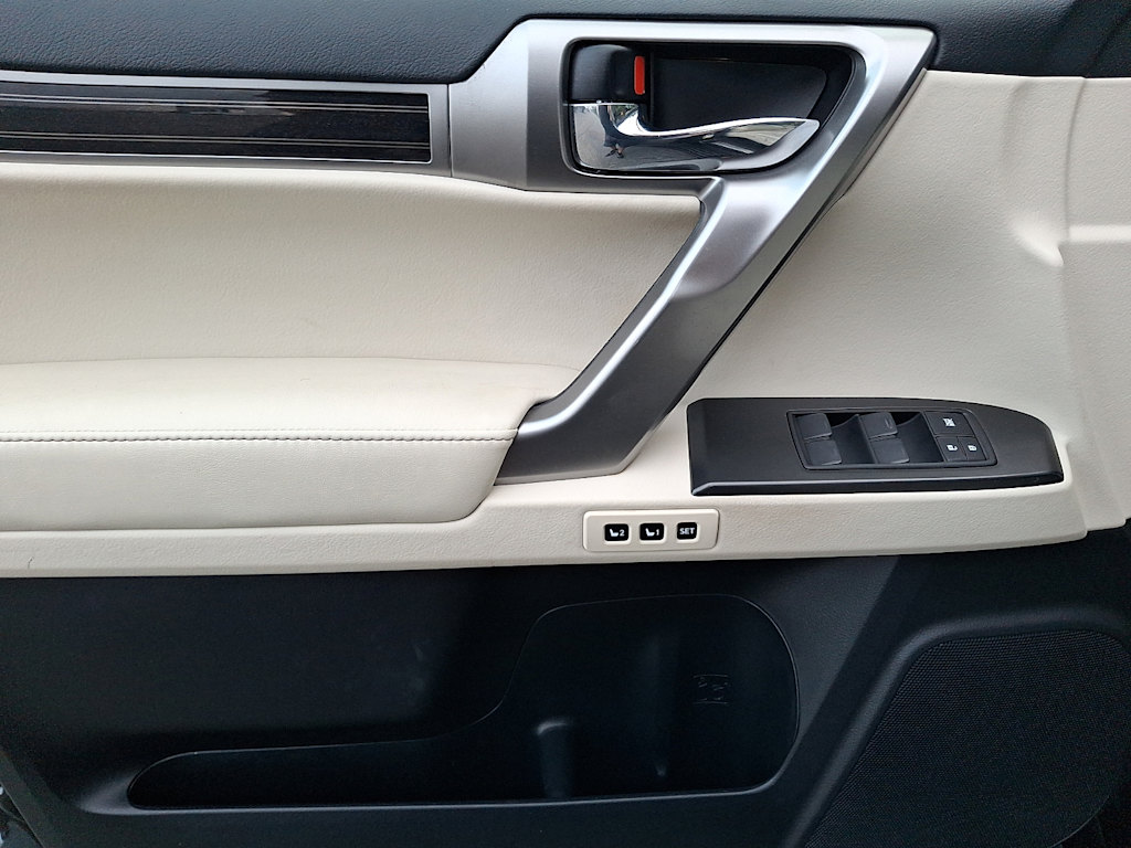 Thumbnail: 2023 Lexus GX - 15