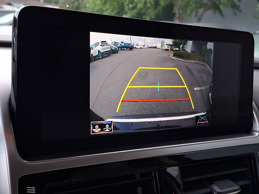 Thumbnail: 2023 Lexus GX - 19