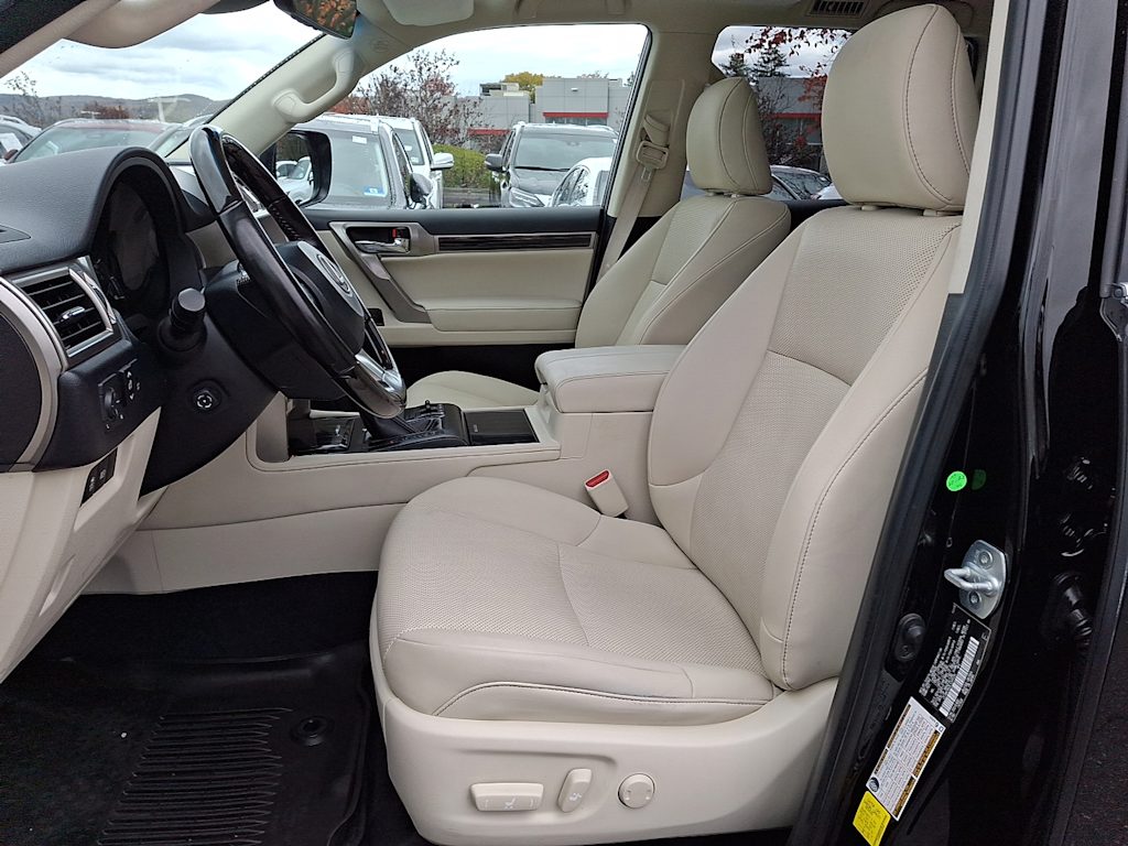 Thumbnail: 2020 Lexus GX - 7