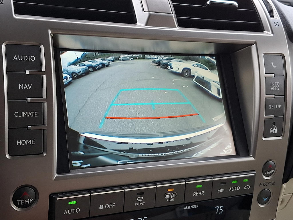 Thumbnail: 2020 Lexus GX - 21