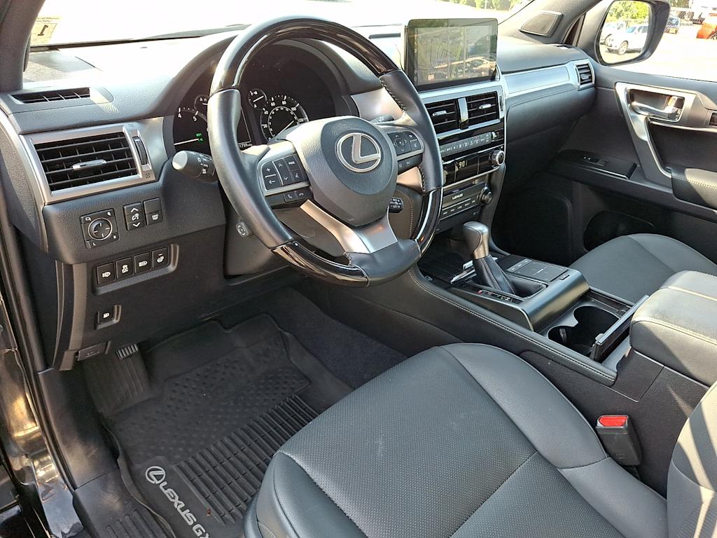 Thumbnail: 2023 Lexus GX - 2