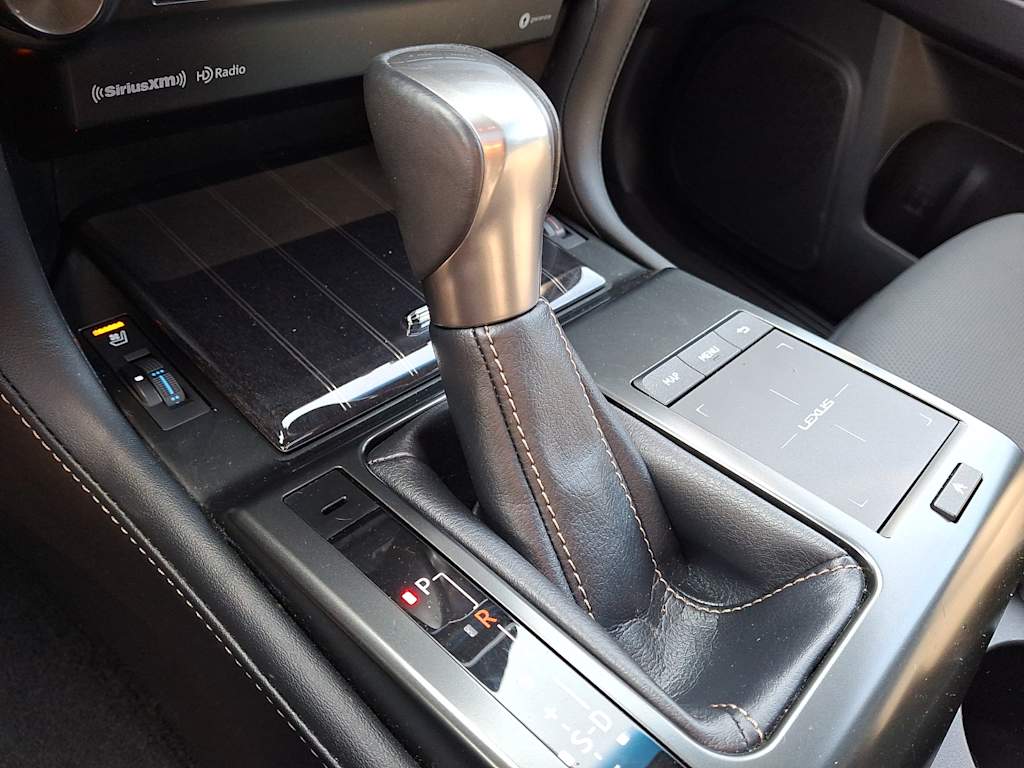 Thumbnail: 2023 Lexus GX - 10