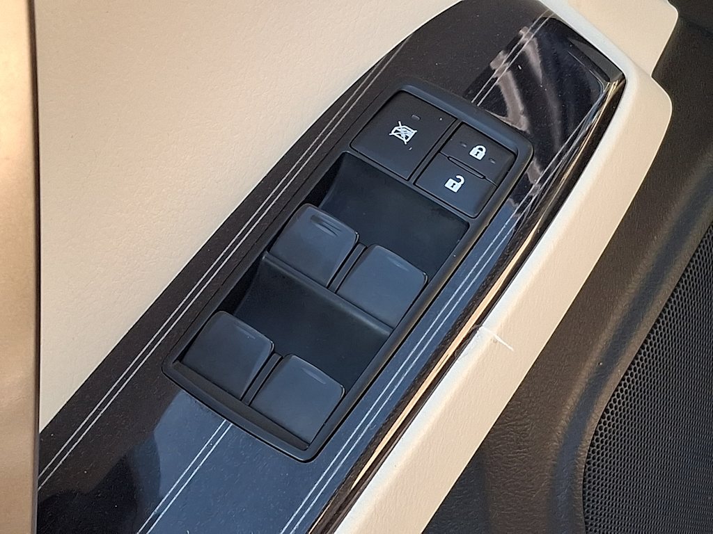 Thumbnail: 2020 Lexus GX - 12