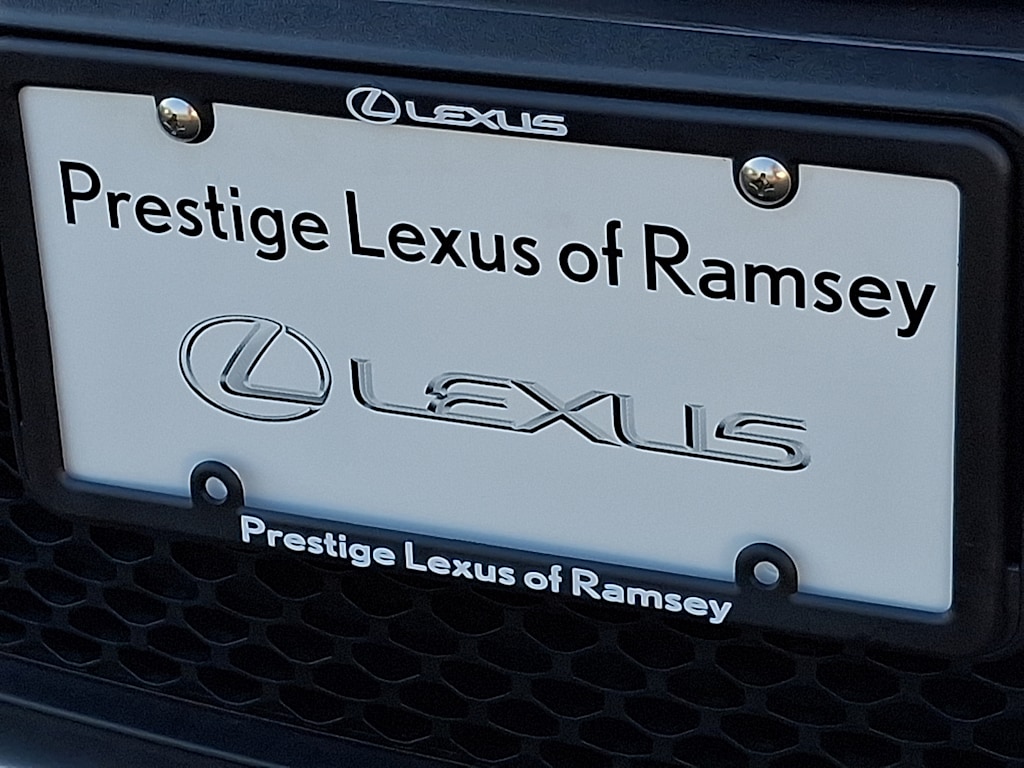 Thumbnail: 2020 Lexus GX - 30
