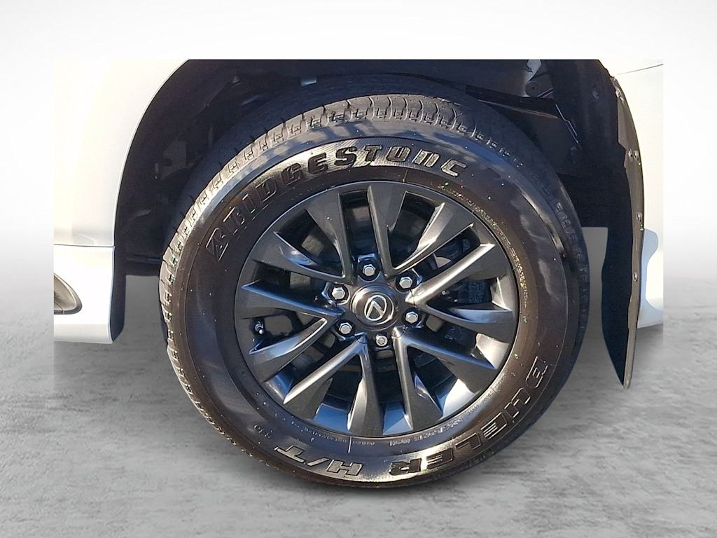 Thumbnail: 2022 Lexus GX - 6