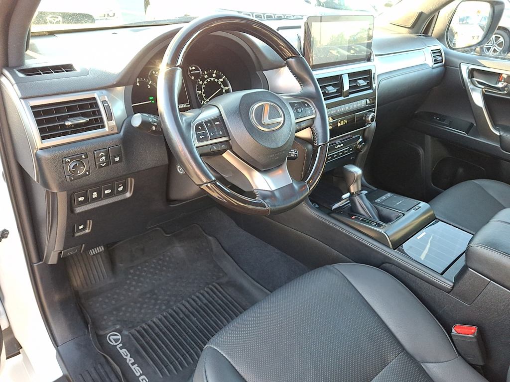 Thumbnail: 2022 Lexus GX - 2