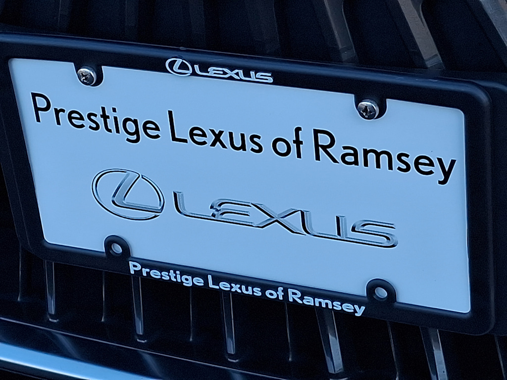 Thumbnail: 2022 Lexus GX - 30