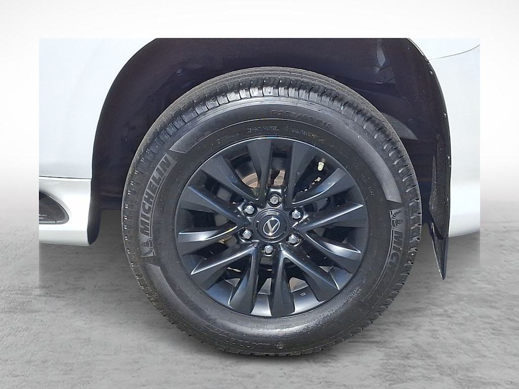 Thumbnail: 2023 Lexus GX - 7