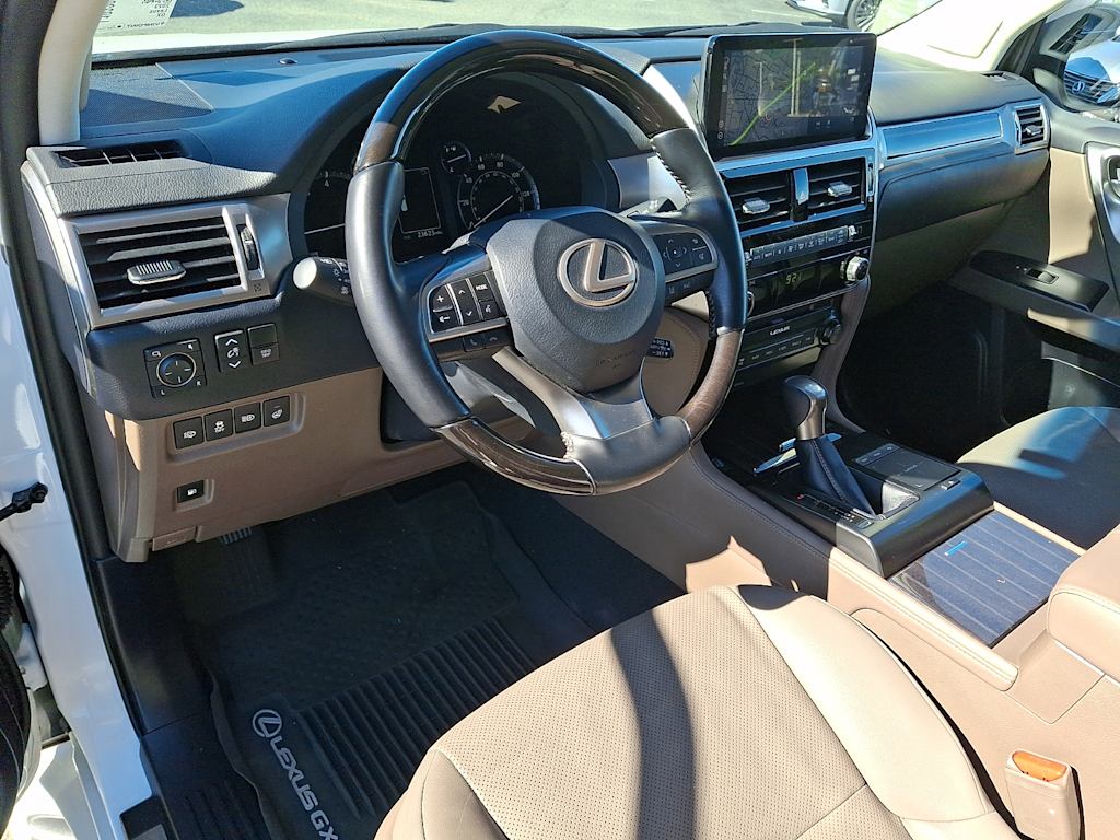 Thumbnail: 2023 Lexus GX - 2