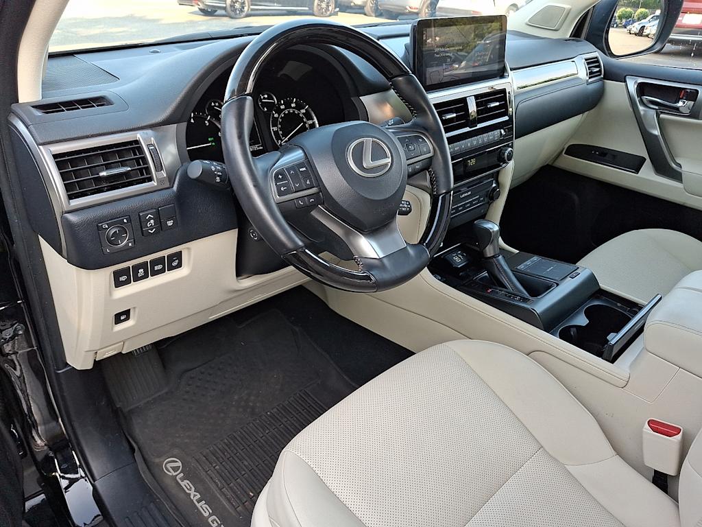Thumbnail: 2023 Lexus GX - 2