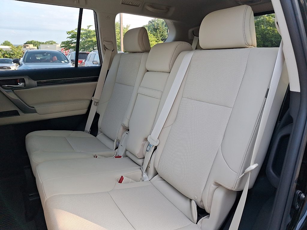 Thumbnail: 2023 Lexus GX - 7
