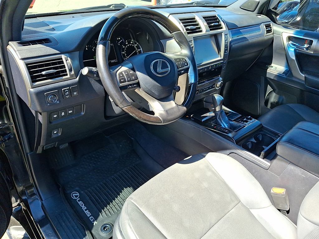 Thumbnail: 2020 Lexus GX - 2
