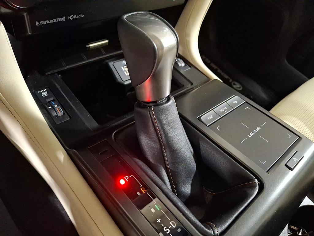 Thumbnail: 2023 Lexus GX - 9