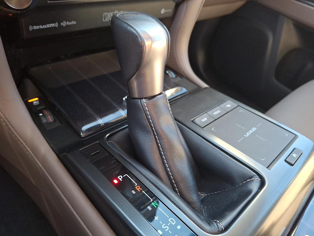 Thumbnail: 2022 Lexus GX - 10