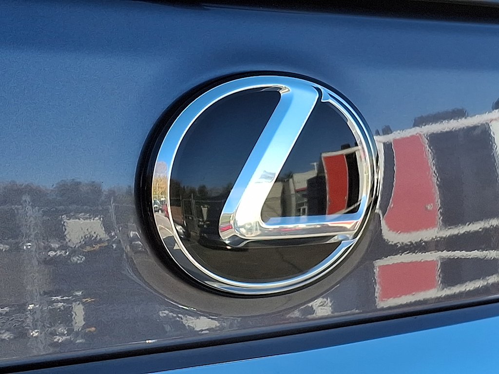 Thumbnail: 2022 Lexus GX - 30