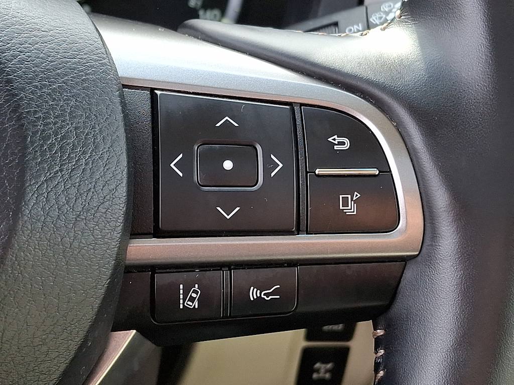 Thumbnail: 2023 Lexus GX - 23