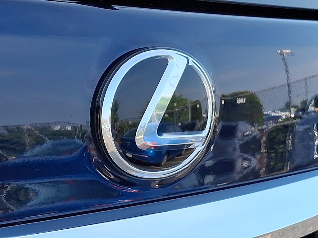 Thumbnail: 2023 Lexus GX - 29